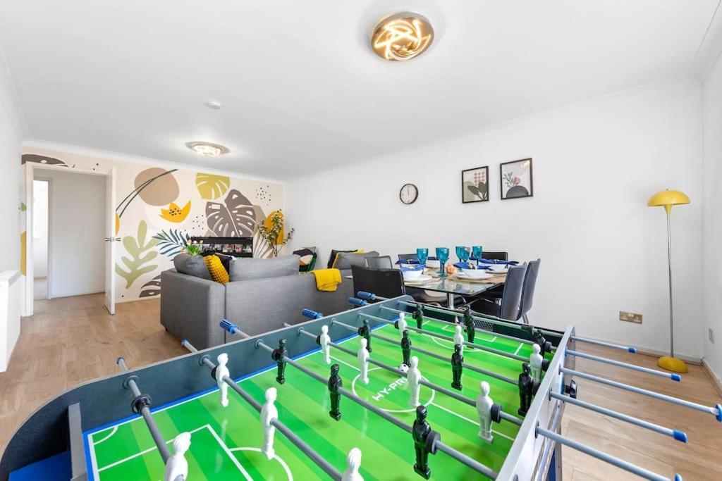 Tranquil Escape In Hertfordshire, Free Parking, 2 Bed, 2 Bath, Sleeps 6 Буши Экстерьер фото